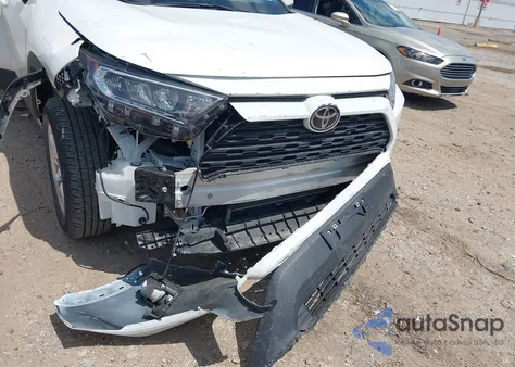 2021 Toyota Rav4 Xle z USA, uszkodzony, nr VIN 2T3W1RFV9MW173841